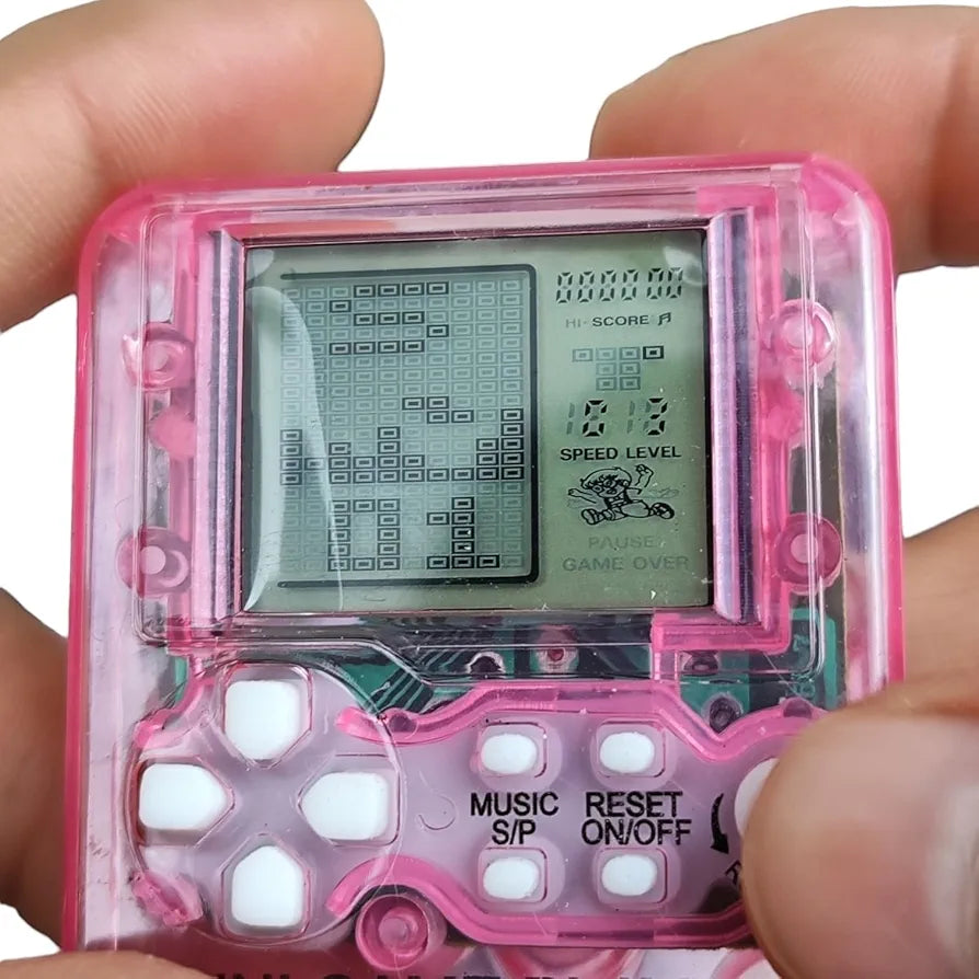 Mini Game Chaveiro Jogos Classicos Retro A Pilha Eletronico Crianças Presente Nostalgico Cores Rosa/Roxo